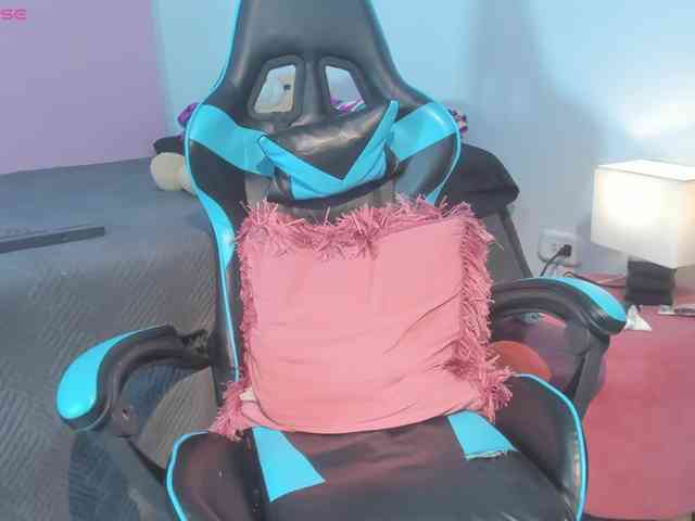MariaFoxx webcam