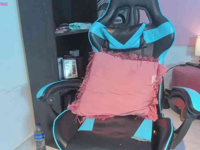 MariaFoxx webcam
