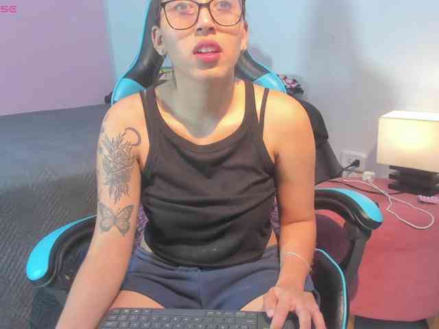 MariaFoxx webcam