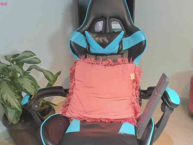 MariaFoxx webcam