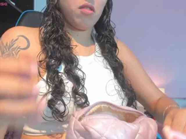 MariaFoxx webcam