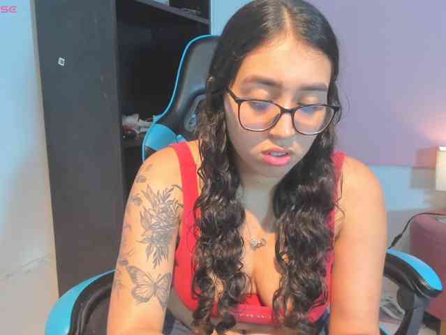 MariaFoxx webcam