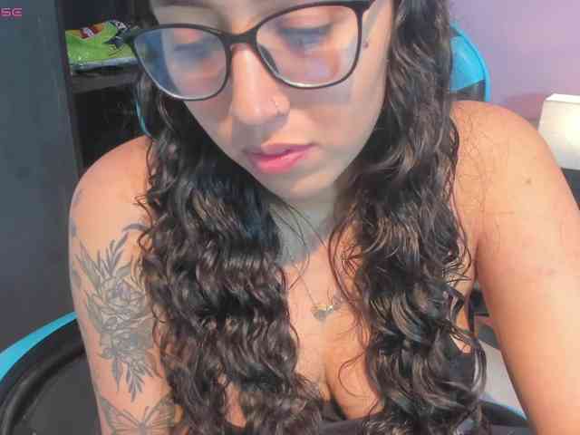 MariaFoxx webcam