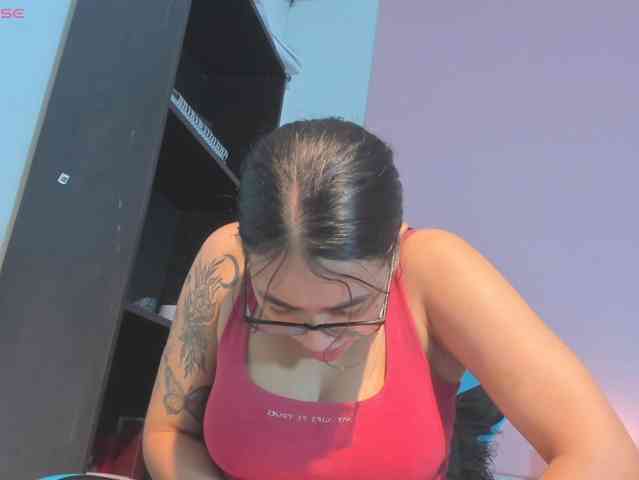 MariaFoxx webcam