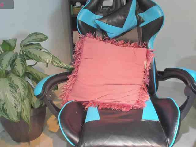 MariaFoxx webcam