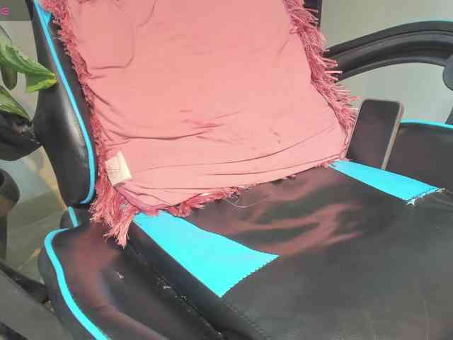 MariaFoxx webcam