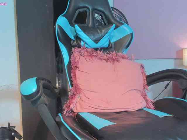 MariaFoxx webcam