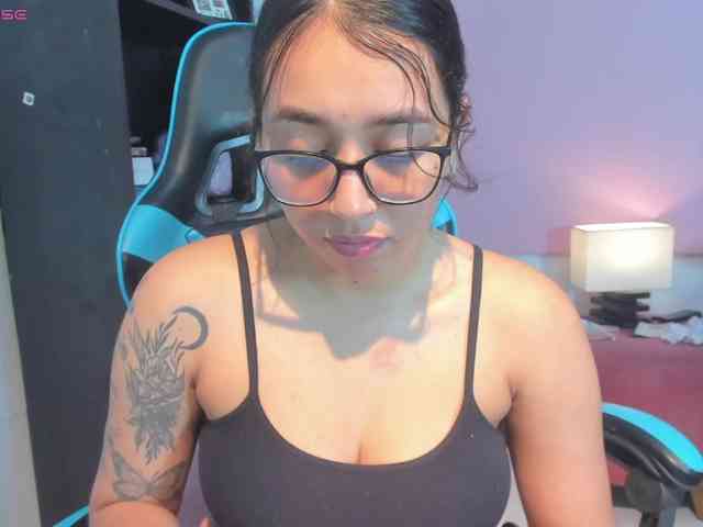 MariaFoxx webcam