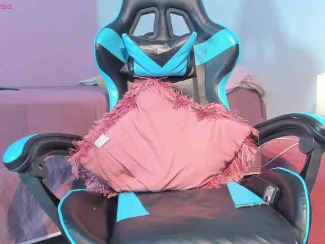 MariaFoxx webcam