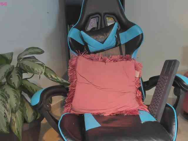MariaFoxx webcam