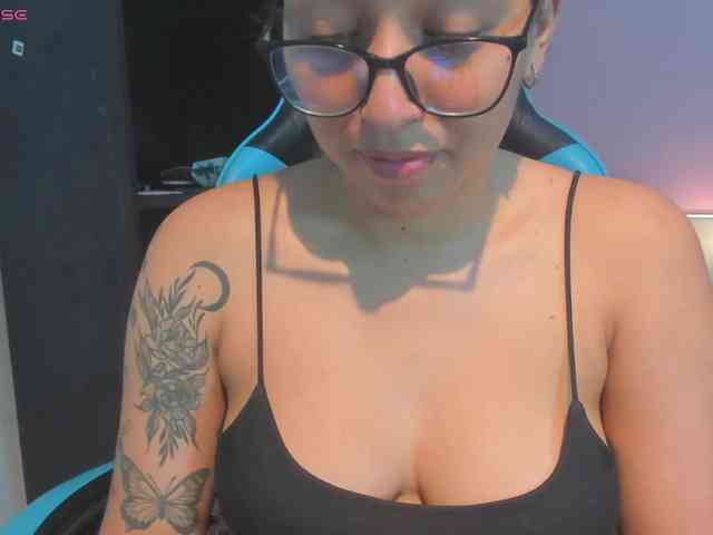 MariaFoxx webcam