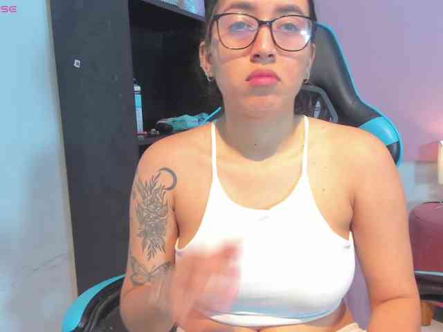 MariaFoxx webcam
