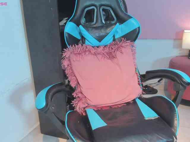 MariaFoxx webcam