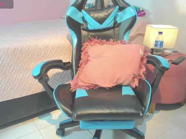 MariaFoxx webcam