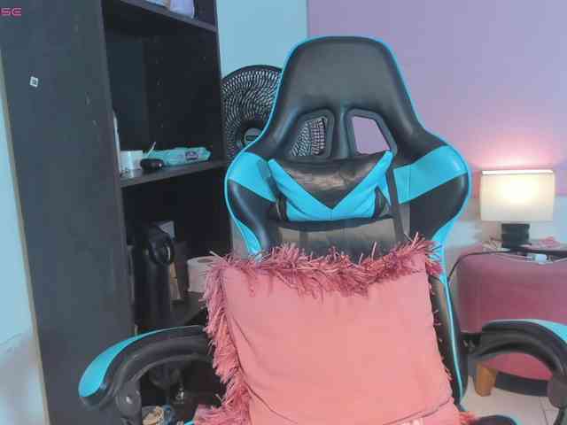MariaFoxx webcam