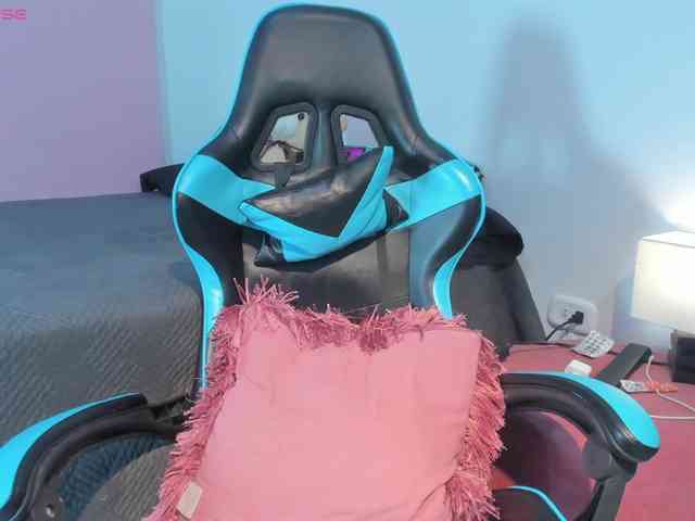 MariaFoxx webcam
