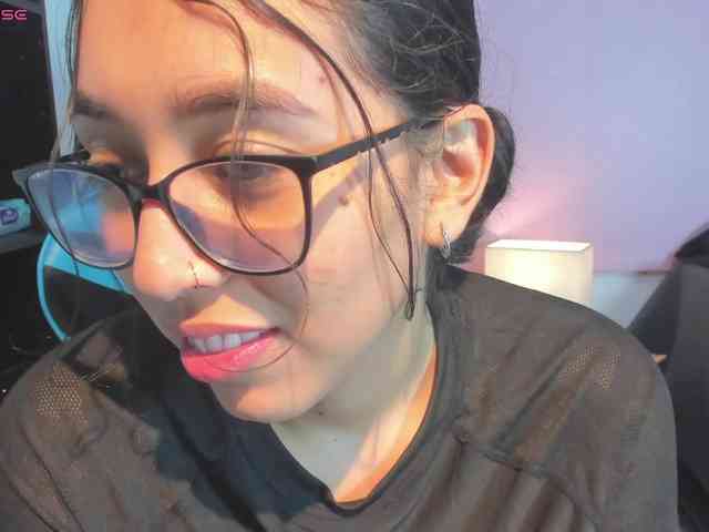 MariaFoxx webcam