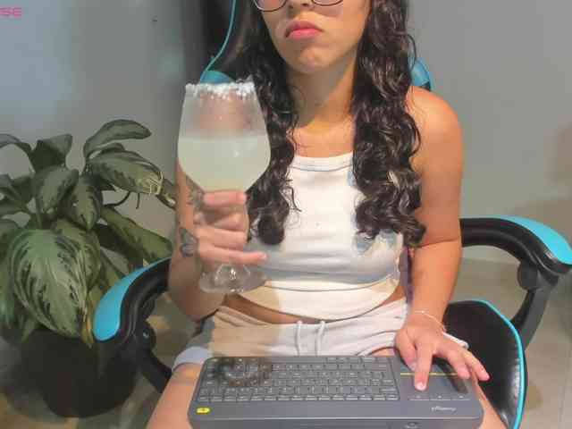 MariaFoxx webcam