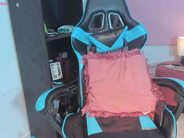 MariaFoxx webcam