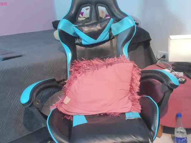 MariaFoxx webcam