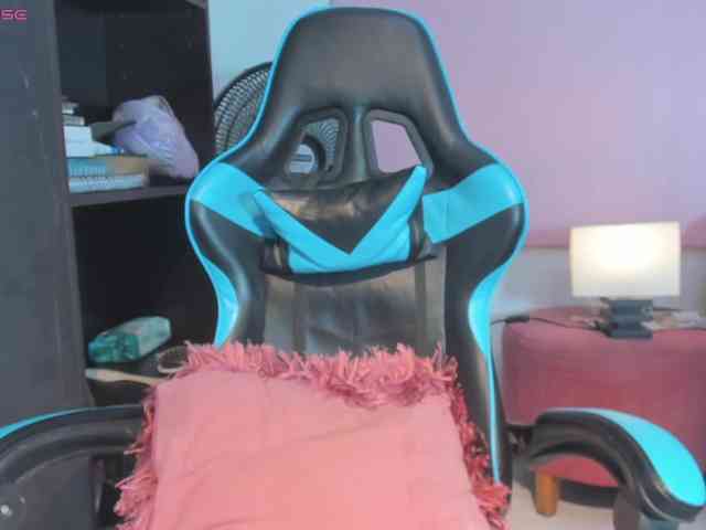MariaFoxx webcam
