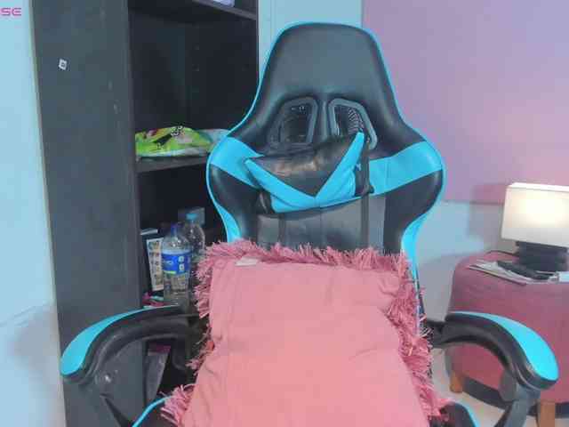 MariaFoxx webcam
