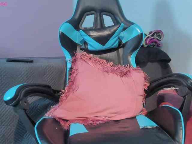 MariaFoxx webcam