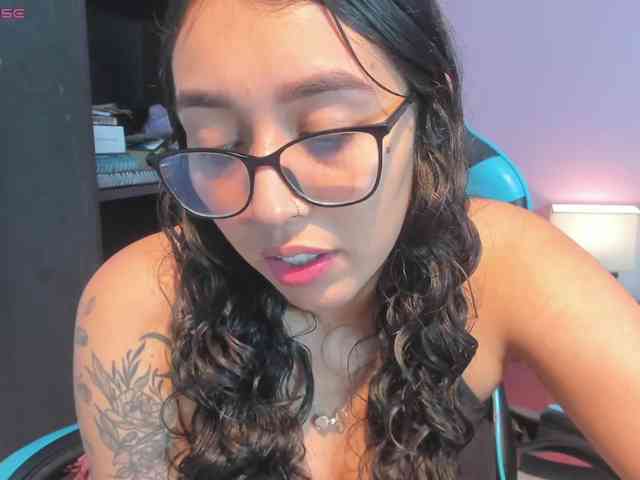 MariaFoxx webcam