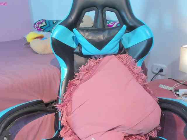 MariaFoxx webcam