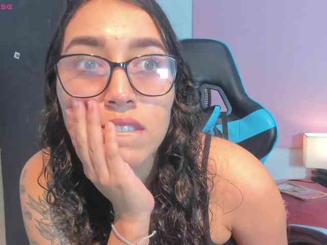 MariaFoxx webcam