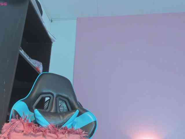 MariaFoxx webcam