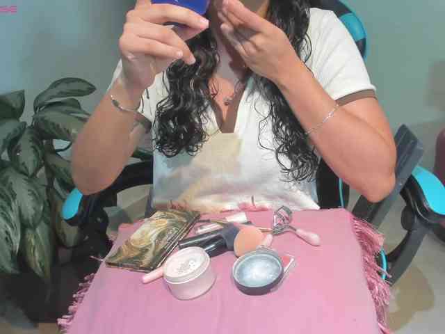 MariaFoxx webcam