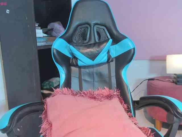 MariaFoxx webcam