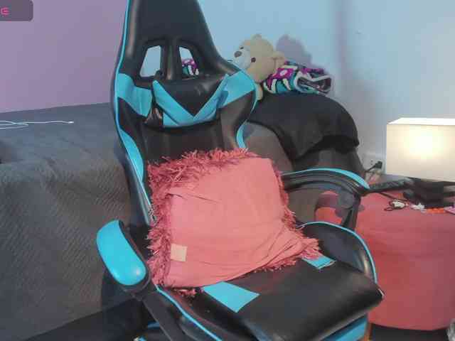 MariaFoxx webcam