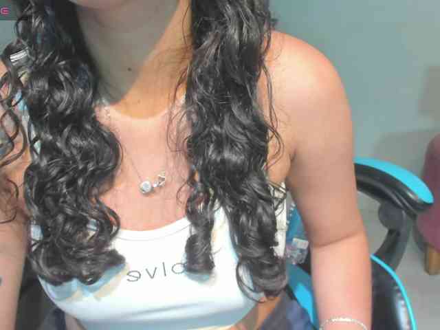 MariaFoxx webcam