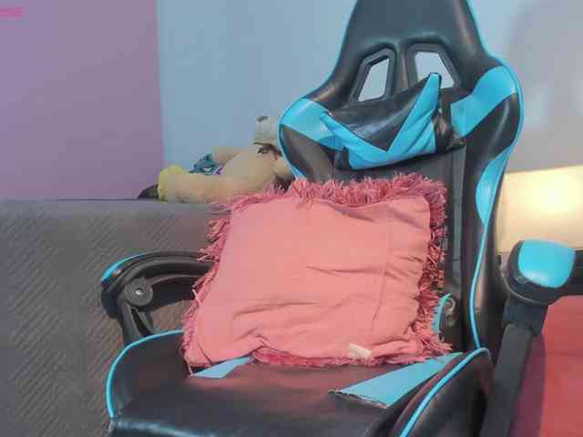 MariaFoxx webcam