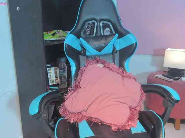 MariaFoxx webcam