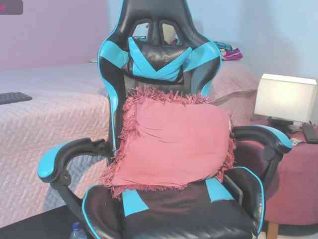 MariaFoxx webcam
