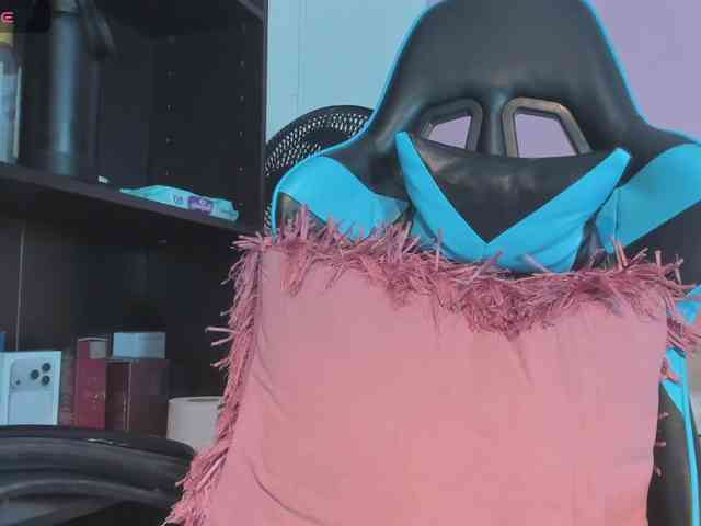 MariaFoxx webcam