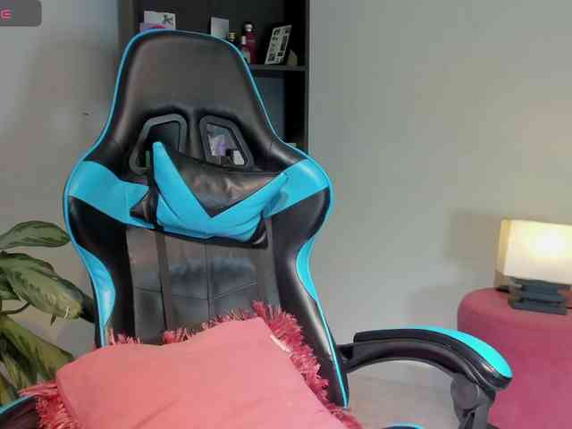 MariaFoxx webcam