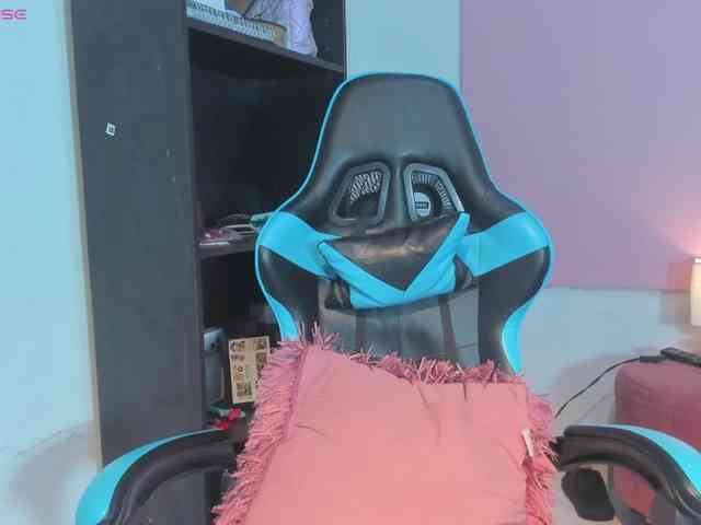 MariaFoxx webcam