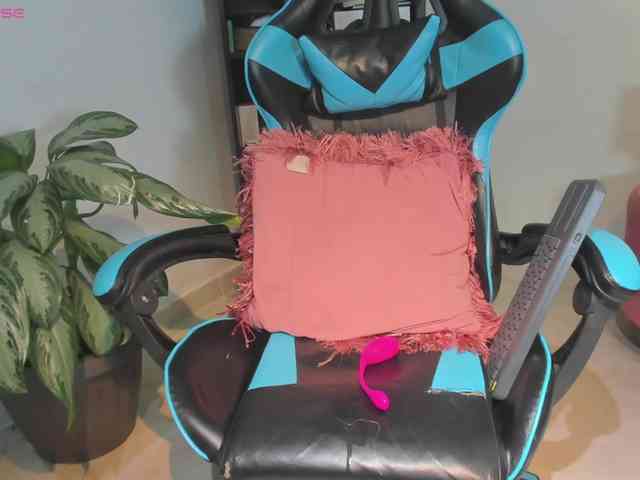 MariaFoxx webcam