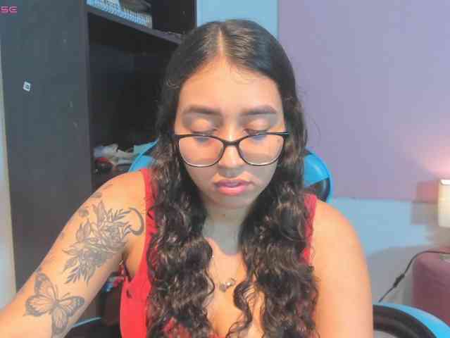 MariaFoxx webcam