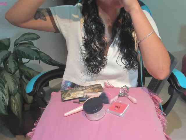 MariaFoxx webcam