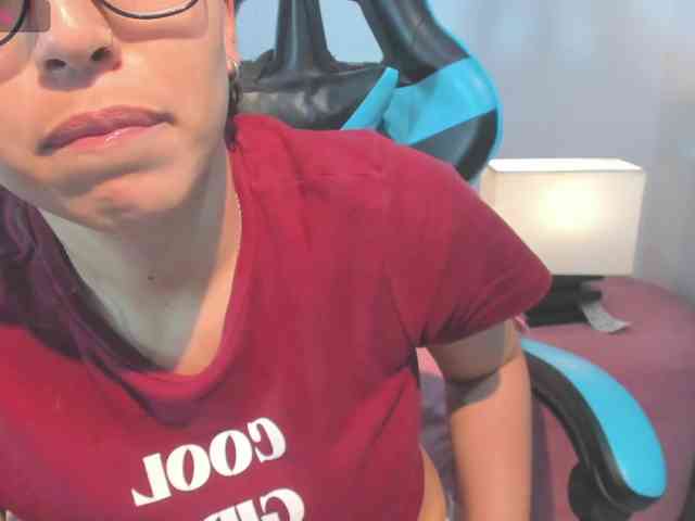 MariaFoxx webcam