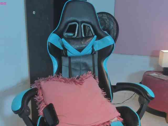 MariaFoxx webcam