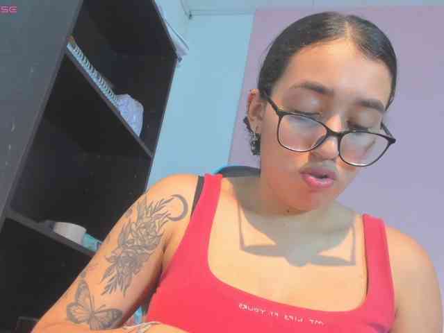 MariaFoxx webcam