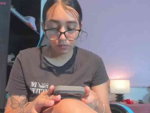 MariaFoxx webcam