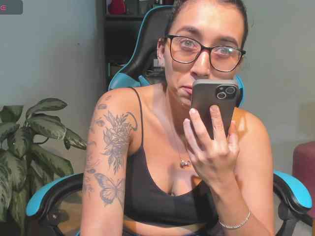 MariaFoxx webcam