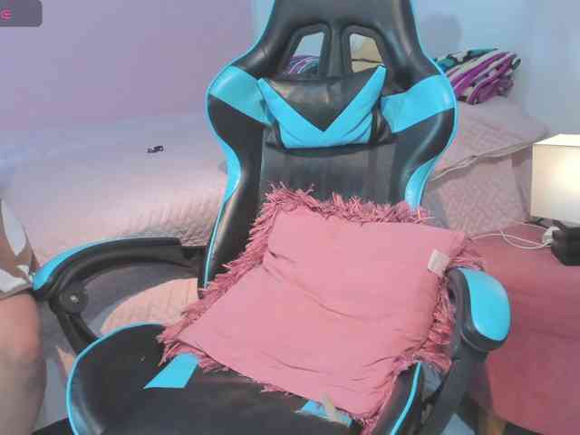 MariaFoxx webcam